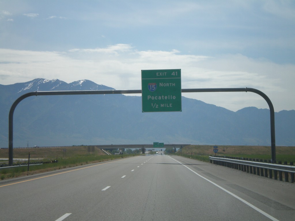 I-84 East Exit 41 - 1/2 Mile