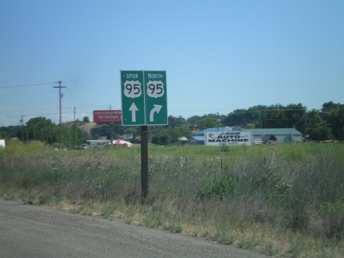 US-95 North Approaching US-95 Spur (Payette)