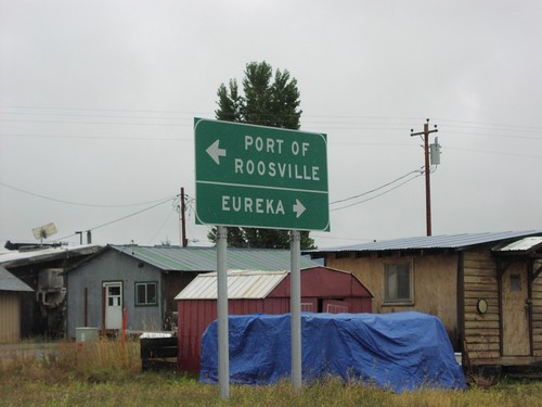 End MT-37 North at US-93