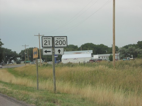 MT-200 East at MT-21