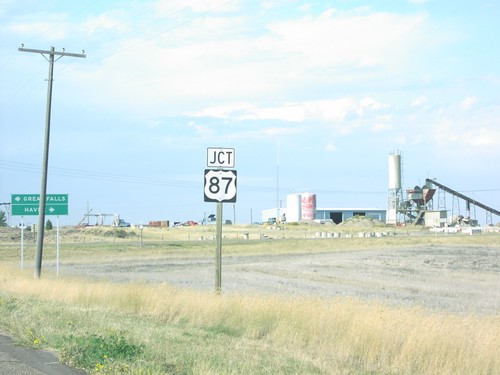 MTS-387 North Approaching US-87