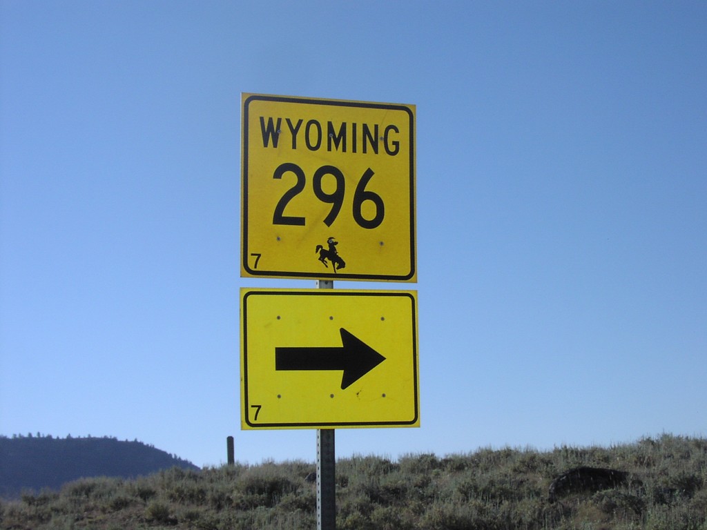 US-212 East at WY-296