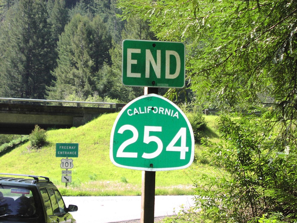 End CA-254 North at US-101