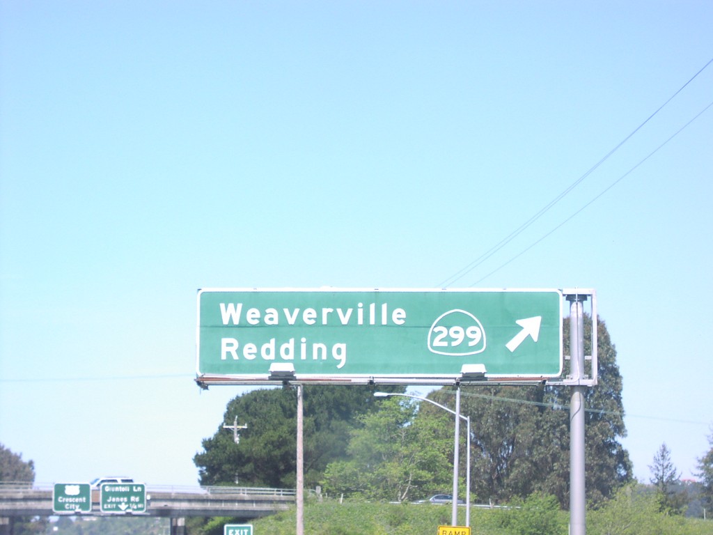 US-101 North at CA-299/Redding Exit