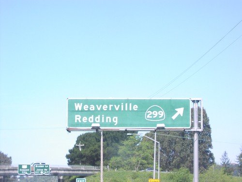 US-101 North at CA-299/Redding Exit