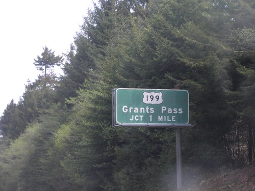 US-101 North at US-199/Grants Pass