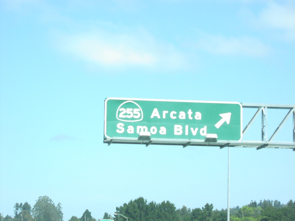 US-101 North at CA-255/Arcata Exit