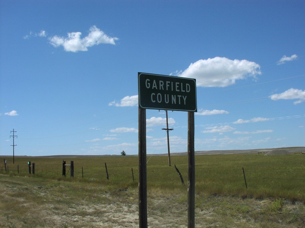 MT-200 West - Entering Garfield County