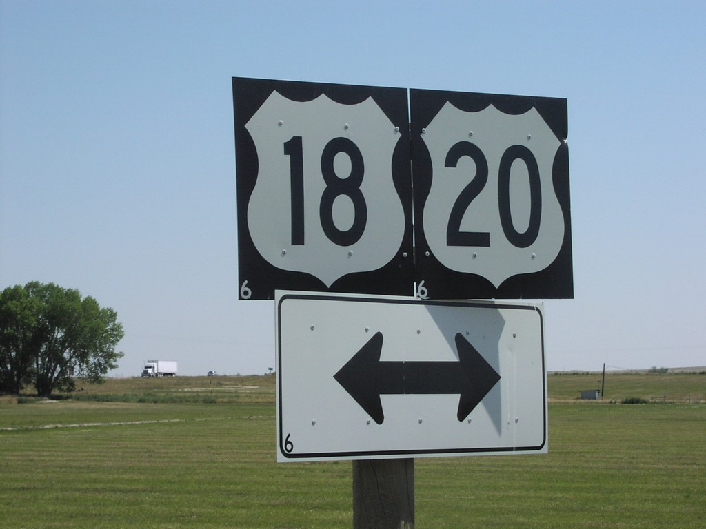 End WY-319 at US-18/US-20