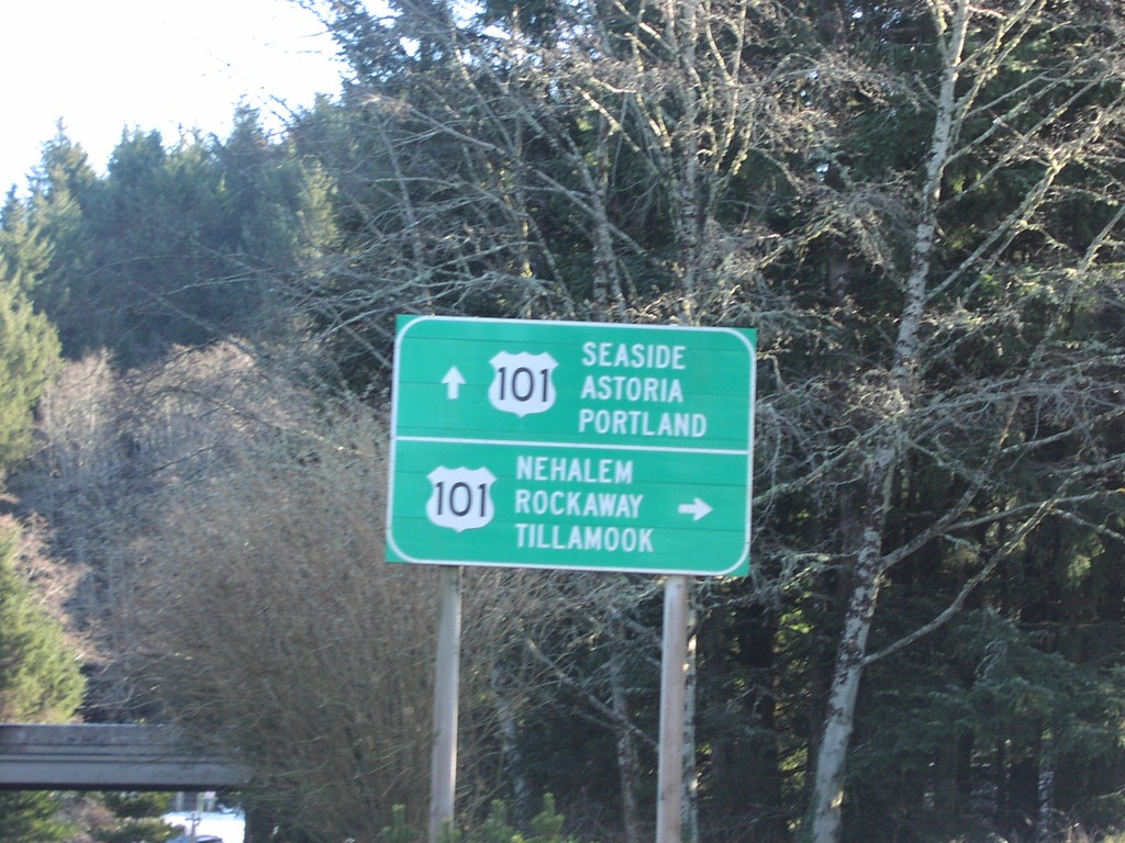 Sunset Blvd. at US-101 in Cannon Beach