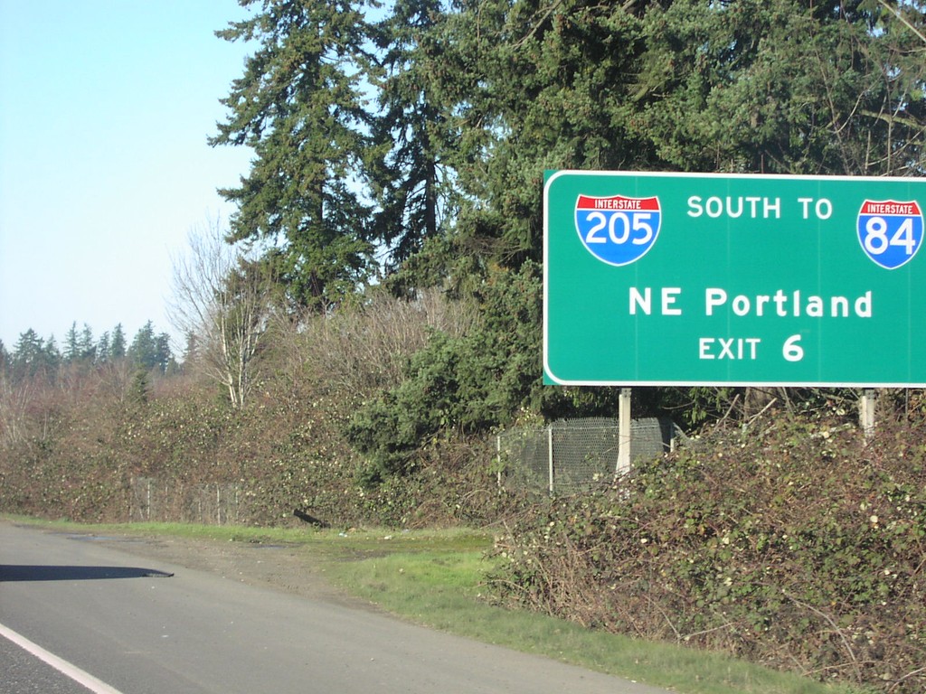 WA-14 West - Use Exit 6 For I-84