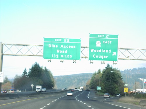 I-5 North Exit 21/Exit 22