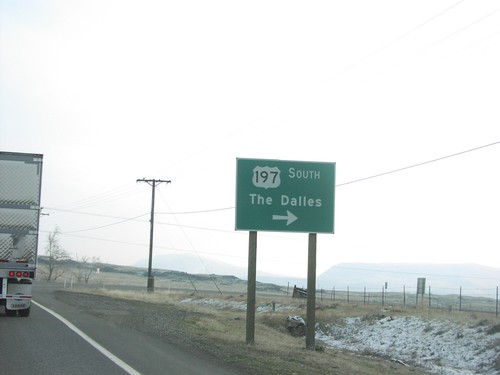 WA-14 East at Northern End of US-197