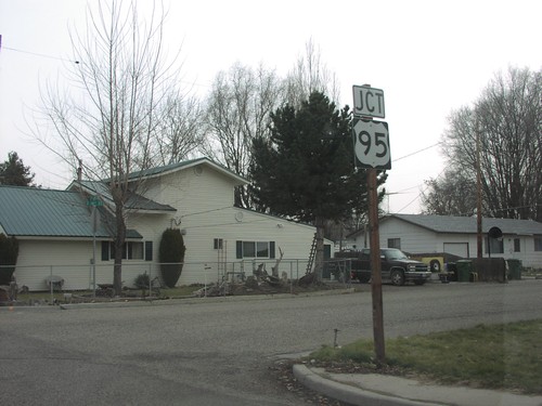 ID-52 East at US-95