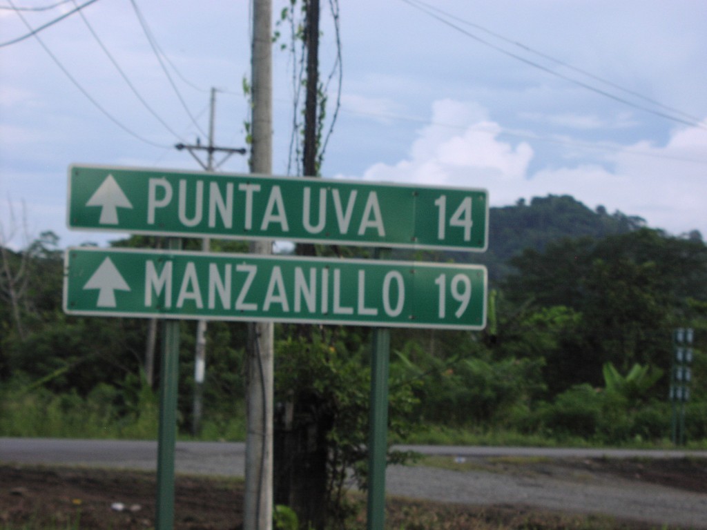 Puerto Viejo Road - Distance Marker