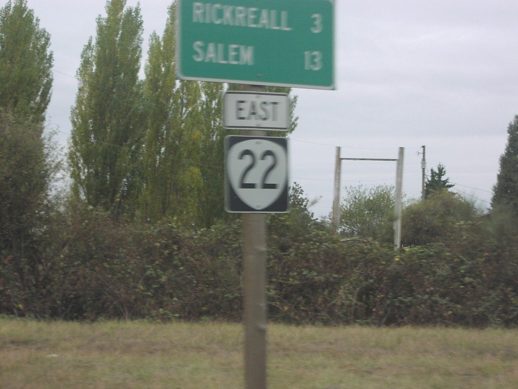 OR-22 East - Distance Marker