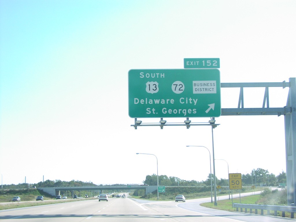 DE-1 South Exit 152