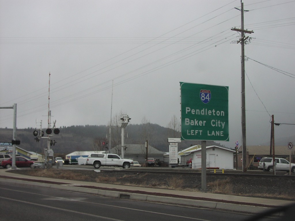 OR-82 West approaching I-84