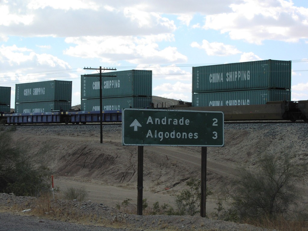 CA-186 South - Distance Marker