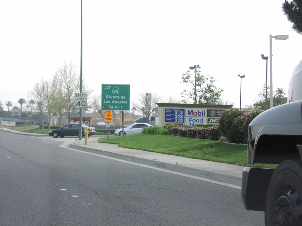 S. Haven Ave. Approaching CA-60