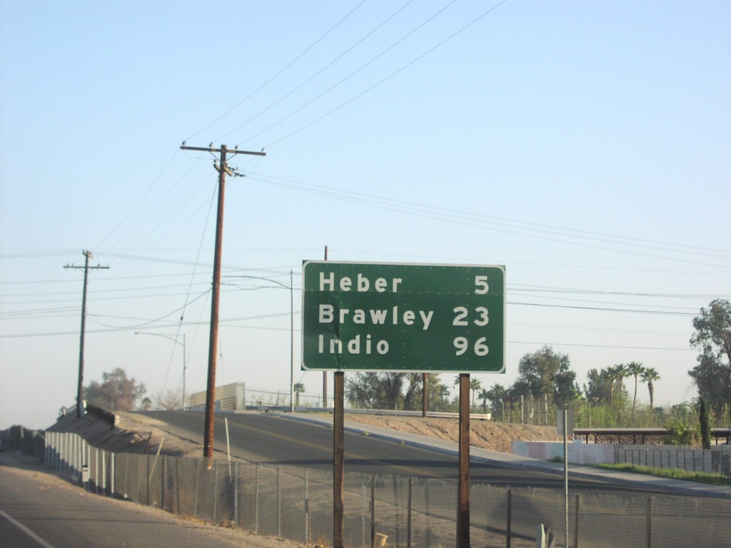 CA-111 North - Distance Marker