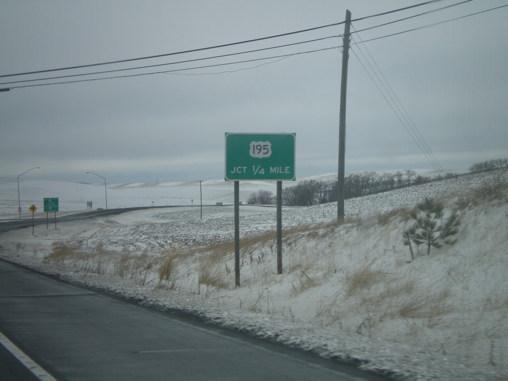 WA-270 West Approaching US-195