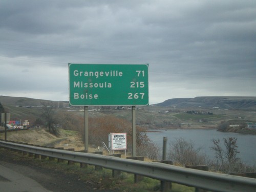 US-12 East/US-95 South - Distance Marker