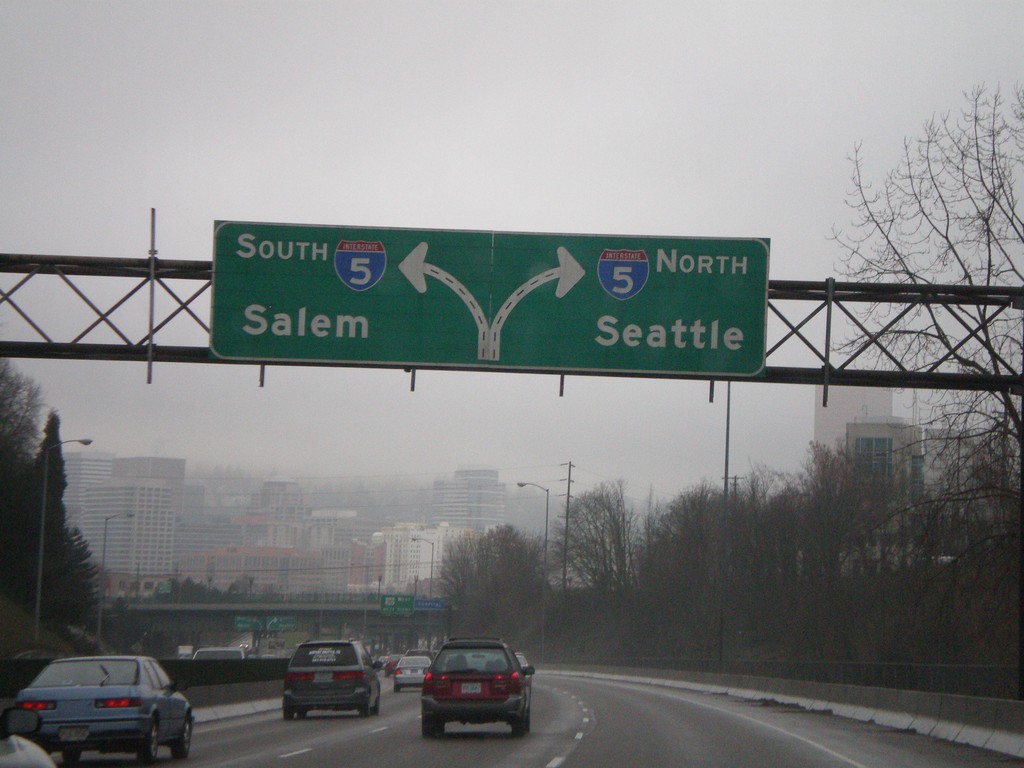 I-84 West Approaching I-5