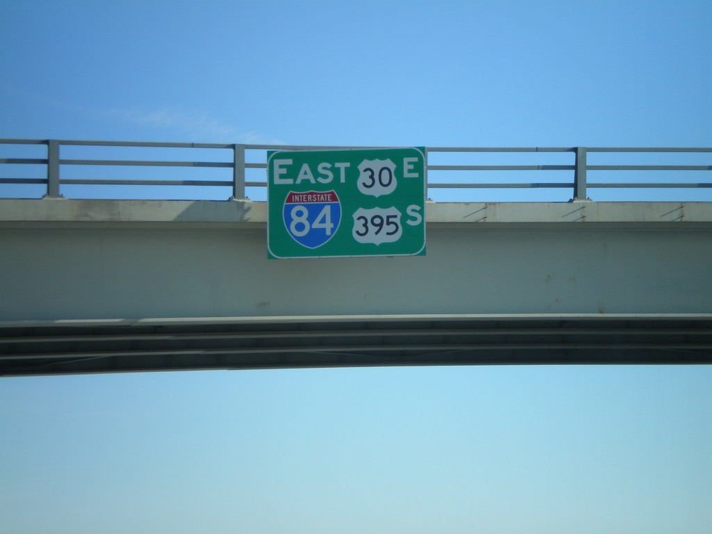 I-84 East/US-30 East/US-395 South Overhead