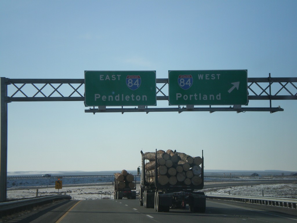 End I-82 East at I-84