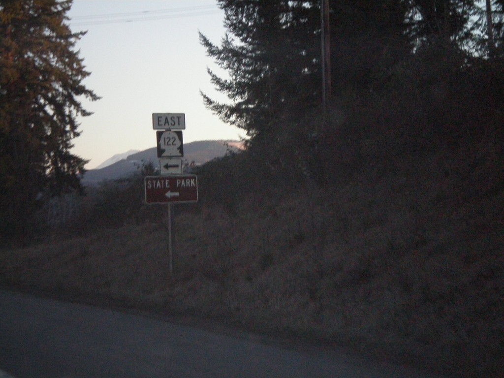 US-12 East Approaching WA-122