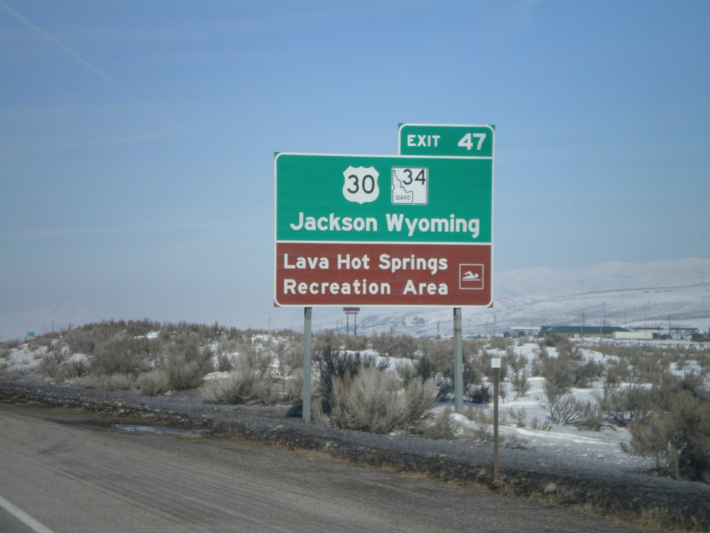 I-15 North - Use US-30/ID-34 for Jackson,WY