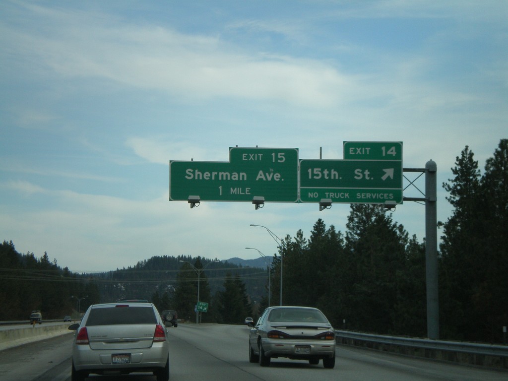 I-90 East - Exit 14 and 15