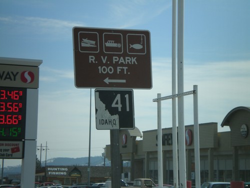 US-2 East at Idaho Border - Signed As ID-41