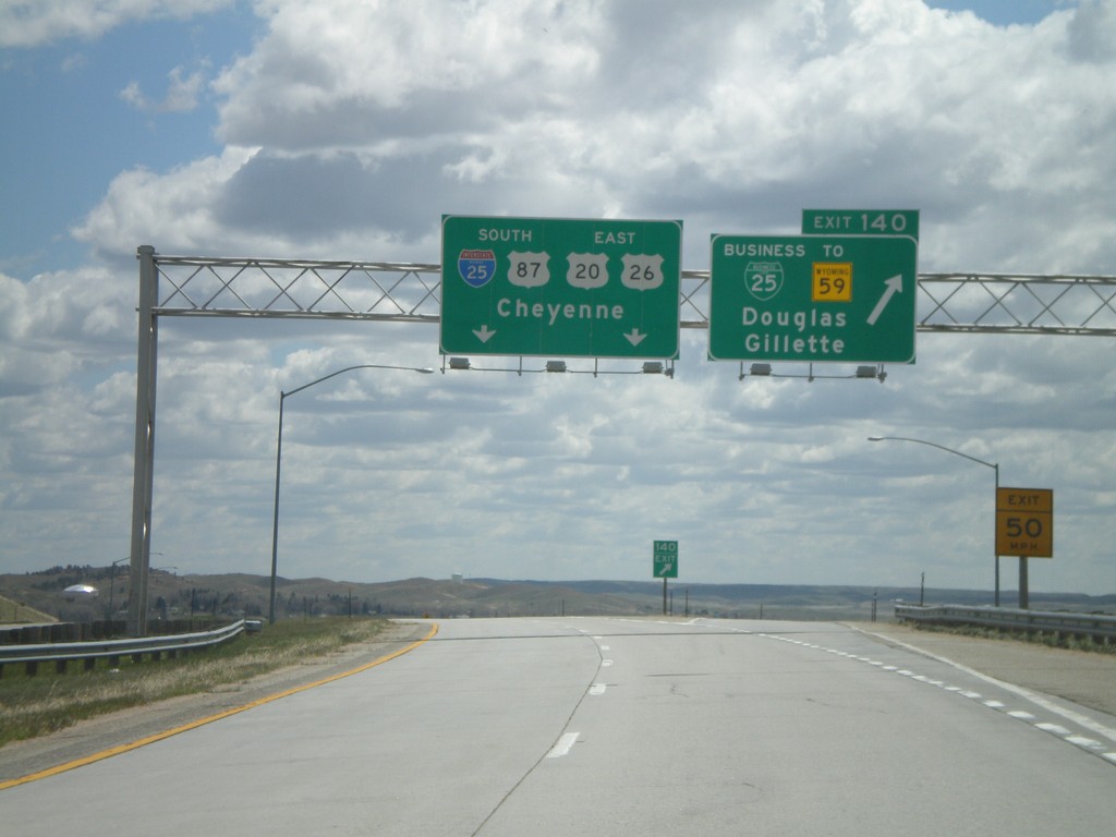 I-25 South - Exit 140