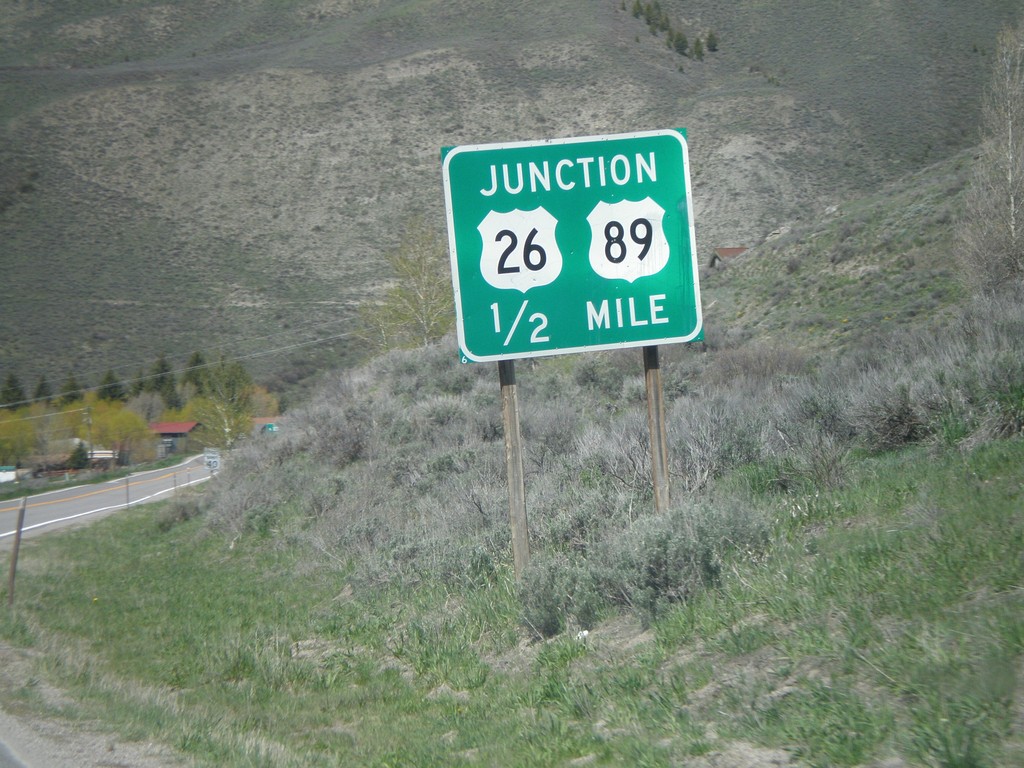 US-191/US-189 North approaching US-26/US-89