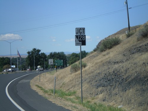 US-12 West Approaching ID-128