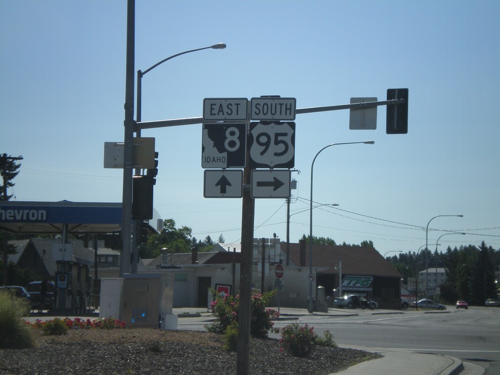 US-95 South/ID-8 At ID-8 East