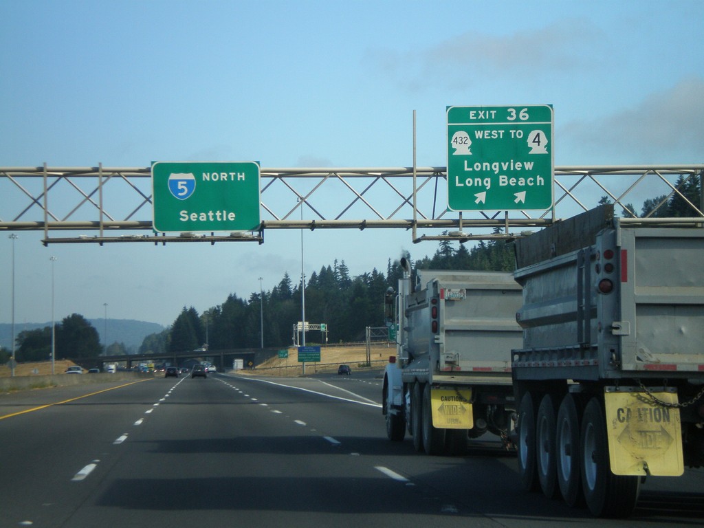 I-5 North - Exit 36