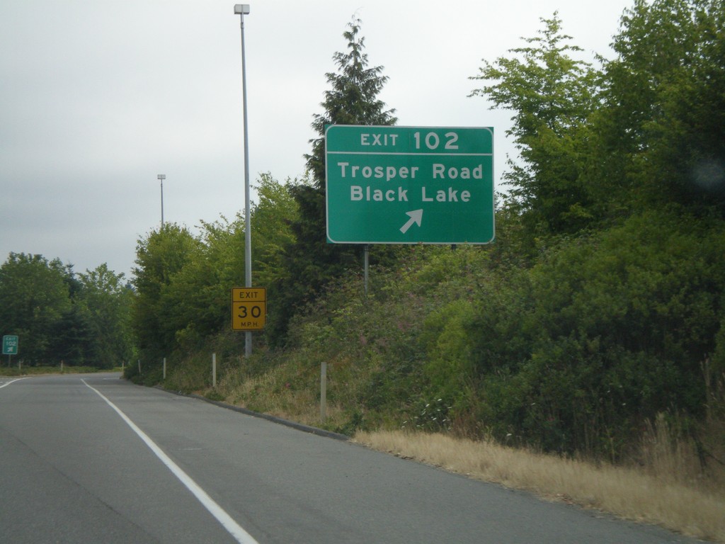 I-5 North - Exit 102