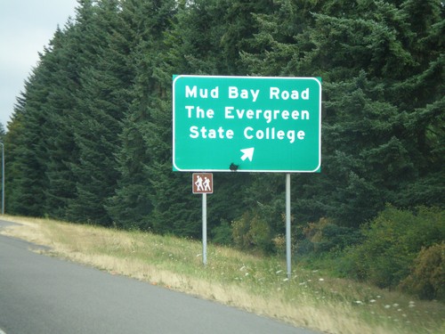 US-101 North - Mud Bay Road Exit