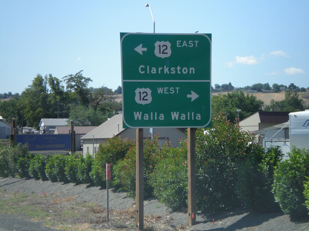 End WA-128 West at US-12