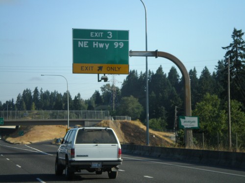 I-5 North - Exit 3