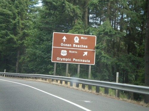 US-101 North Approaching WA-8 Exit