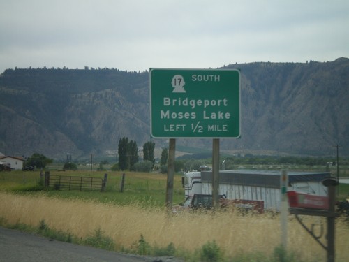 US-97 South Approaching WA-17