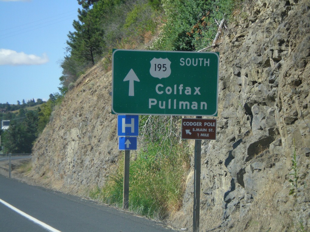 US-195 South Approaching WA-26