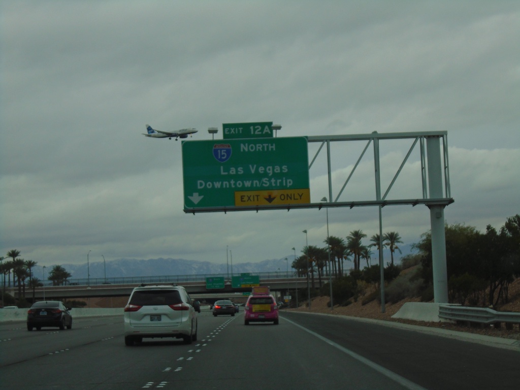 I-215 West - Exit 12A