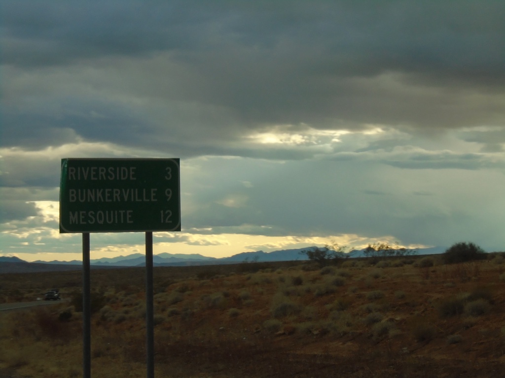 NV-170 East - Distance Marker