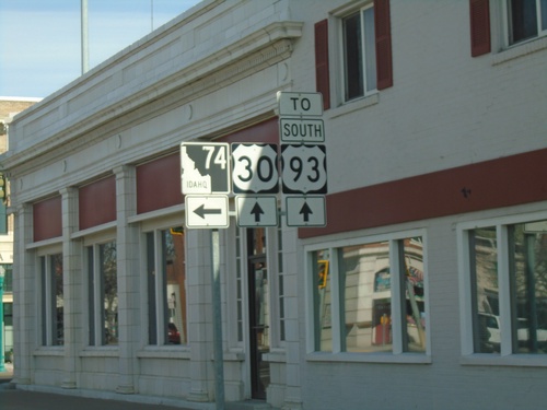 US-30 West Approaching ID-74