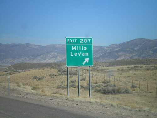 I-15 North - Exit 207